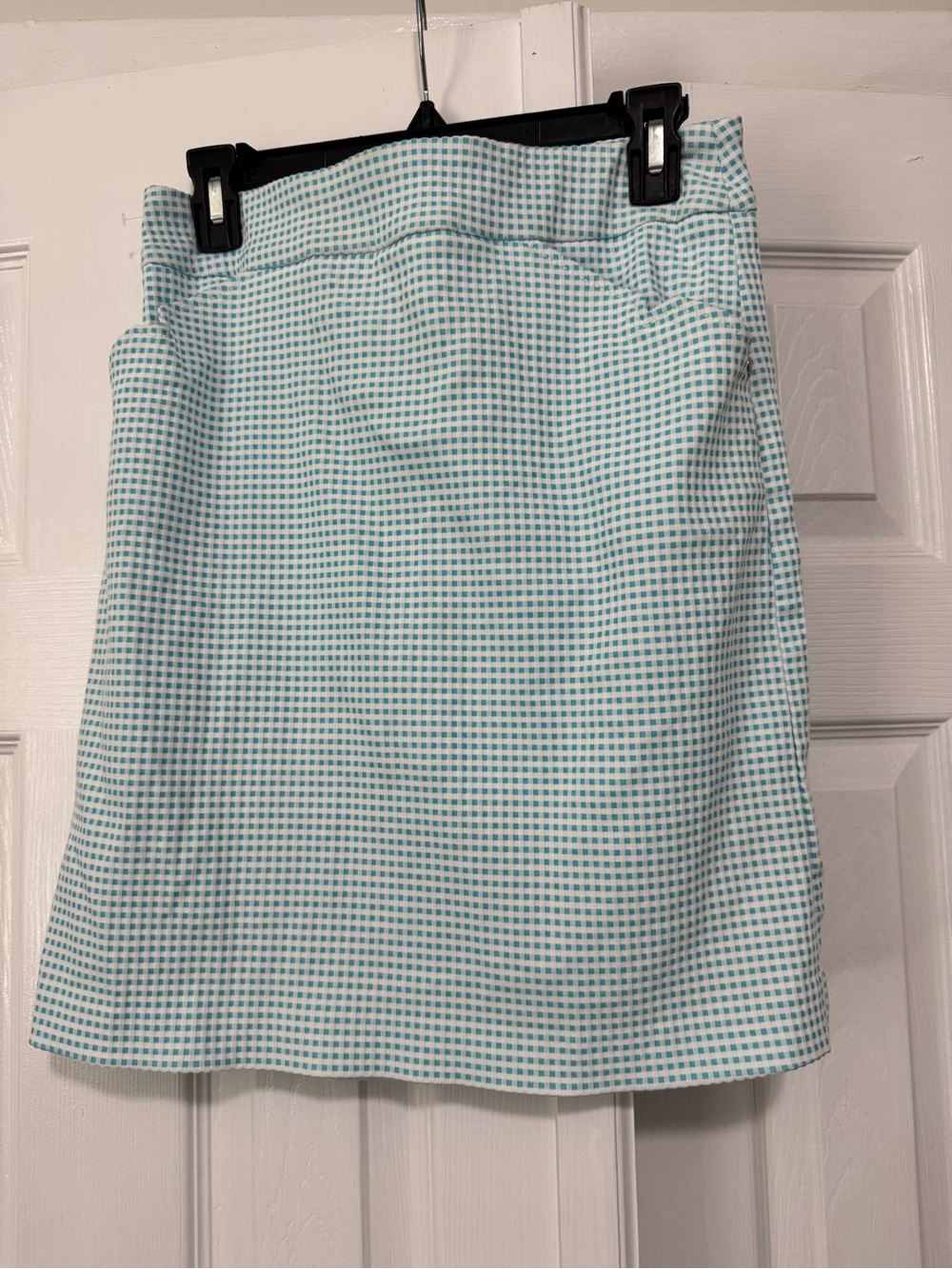 Renuar Mint and White Mini Skort